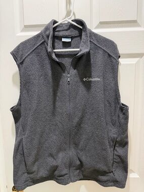 Columbia Men's Charcoal Gray Full-Zip Fleece Vest